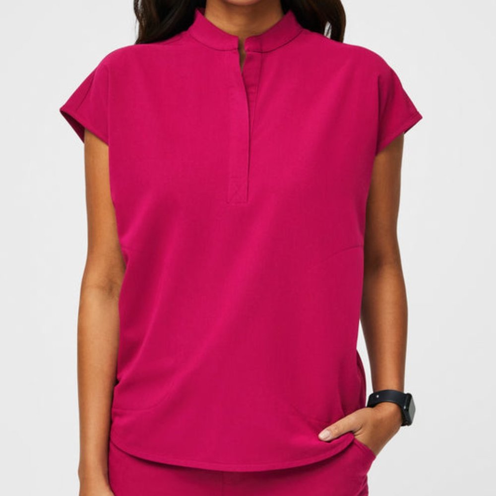 FIGS Ultra Rose Scrub Set (shirt and pants) 2XL